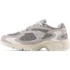 imageNew Balance 725 Unisex SneakersGreyWhite