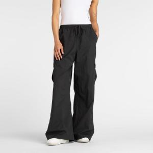 imageNew Balance Womens Woven Cargo PantBlack