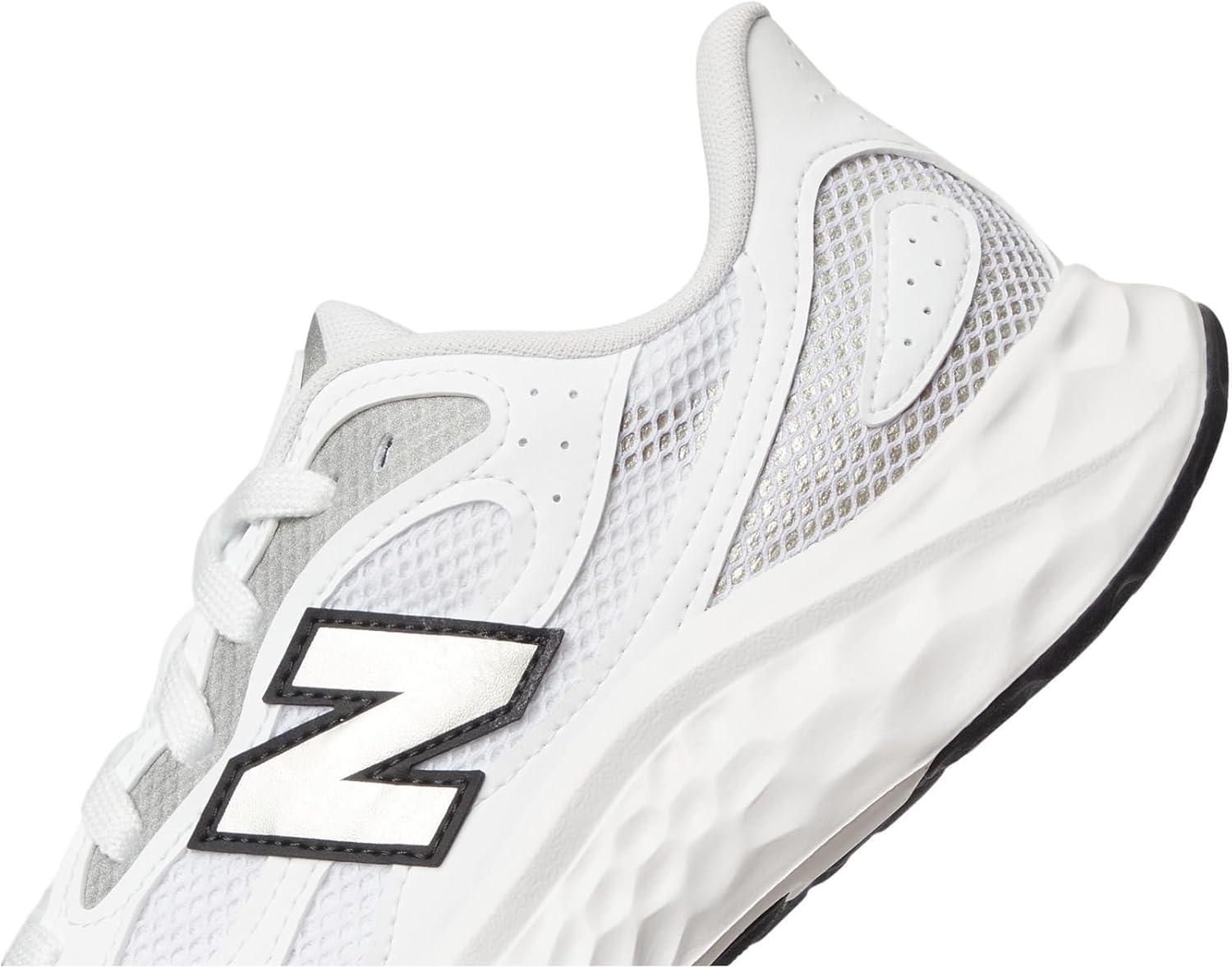 imageNew Balance Mens Fresh Foam Arishi V4Running ShoeNb WhiteSilver MetallicBlack