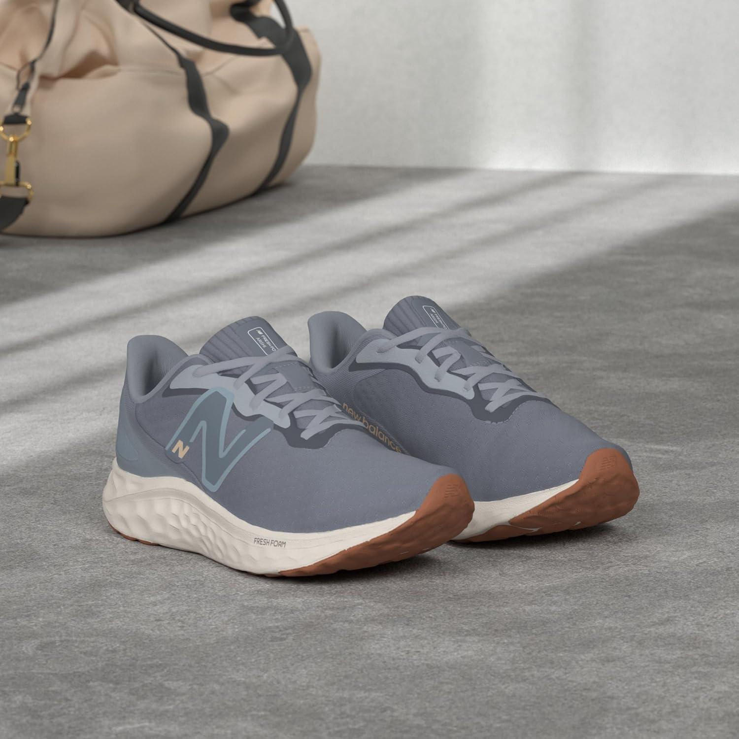 imageNew Balance Womens Fresh Foam Arishi V4 Running ShoeArctic GreyLight Arctic GreyLight Gold Metallic