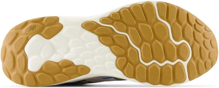 imageNew Balance Womens Fresh Foam Arishi V4 Running ShoeLight Arctic GreySunflower